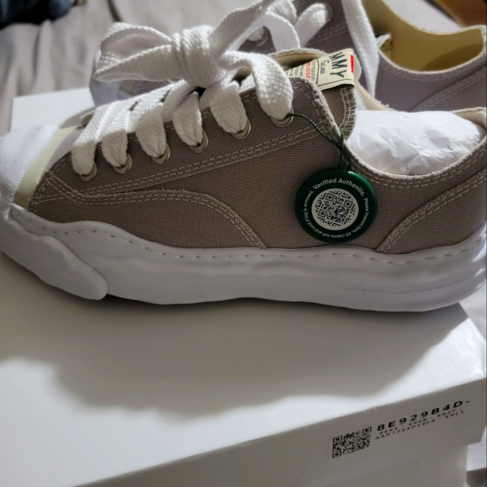 ❤️‍🔥Maison  Casual Sneakers - White and Tan